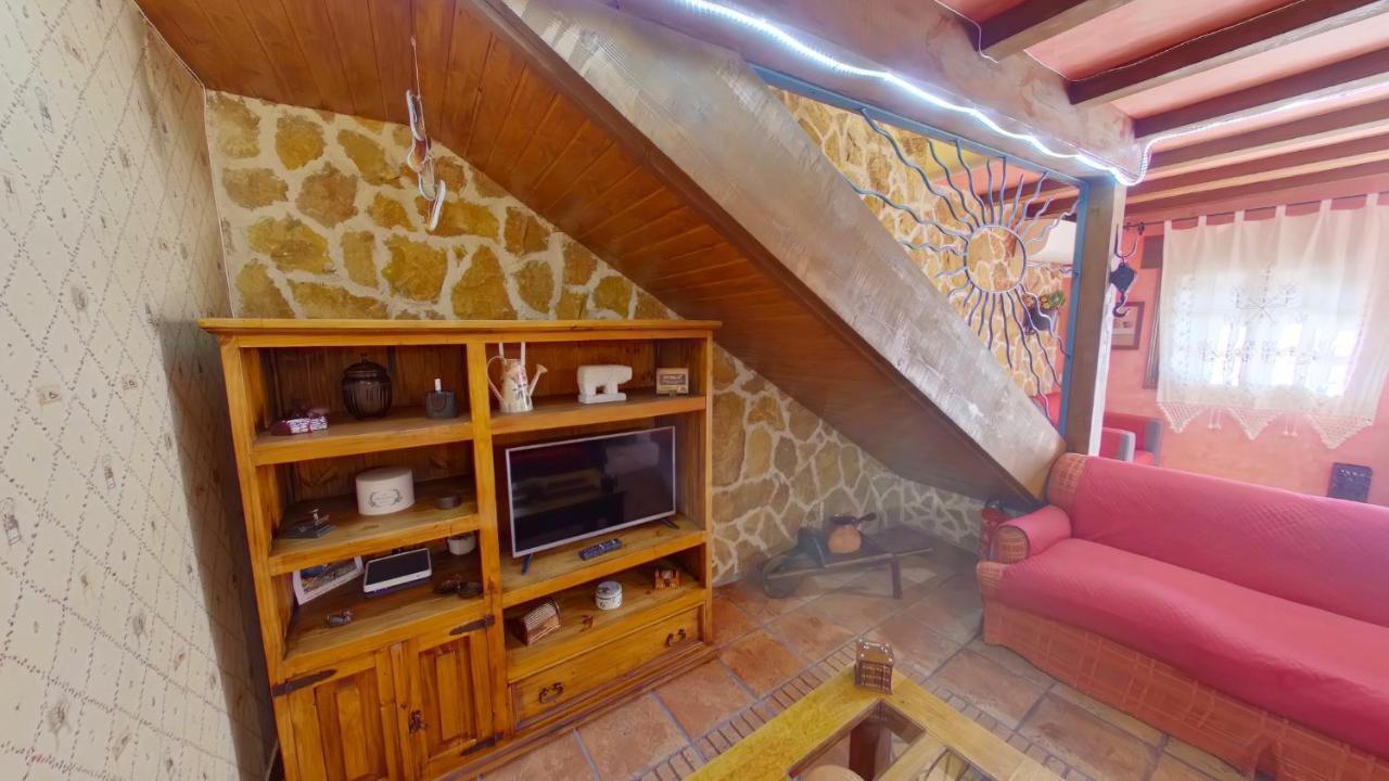 Ruralrut-El Tiemblo Wifi, Cabina De Hidromasaje, Aire Acondicionado Y A Pocos Metros De Zonas De Bano Naturales Dış mekan fotoğraf